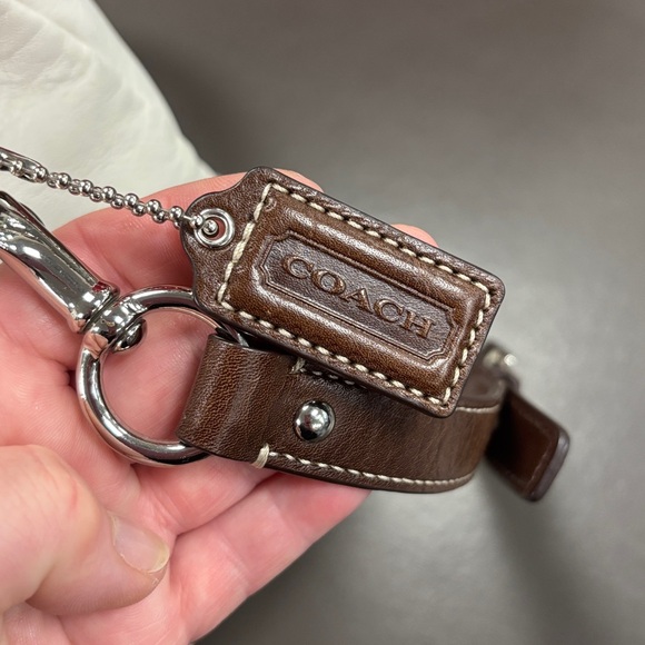 Used Coach Bucket Bag. Cream/ Brown - Picture 2 of 9